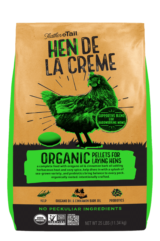 Feather & Tail™ Hen De La Creme